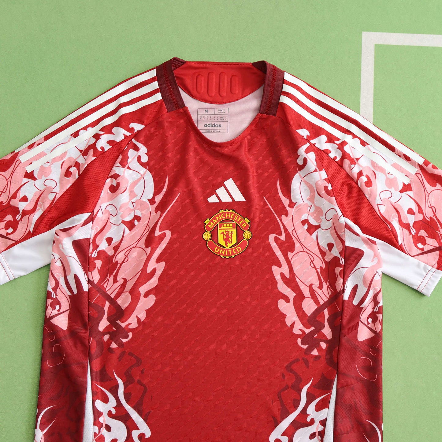 Manchester United 2024/25 Pink Waves Jersey - Special Edition