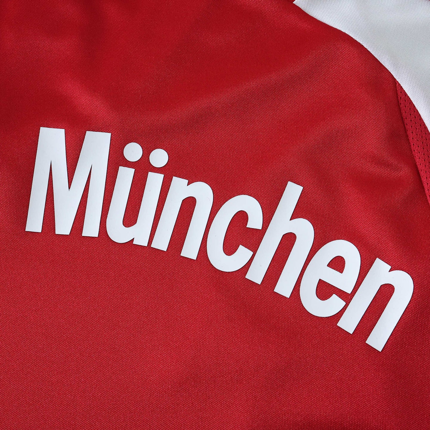 Bayern Munich 2003/04 Home Jersey - Retro Edition