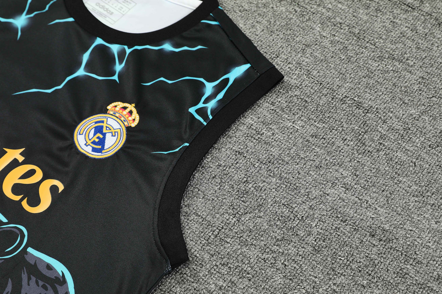 Real Madrid 2024/25 Training Vest Tracksuit (green panther)