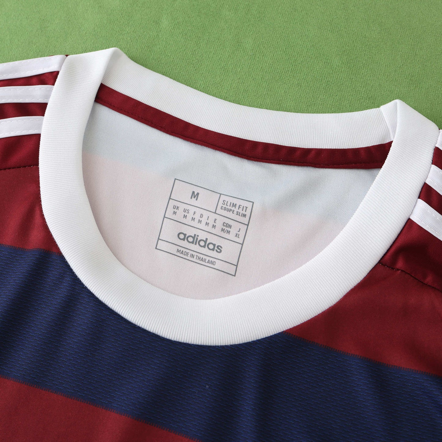 Newcastle United 2024/25 Away Jersey - Fan Edition