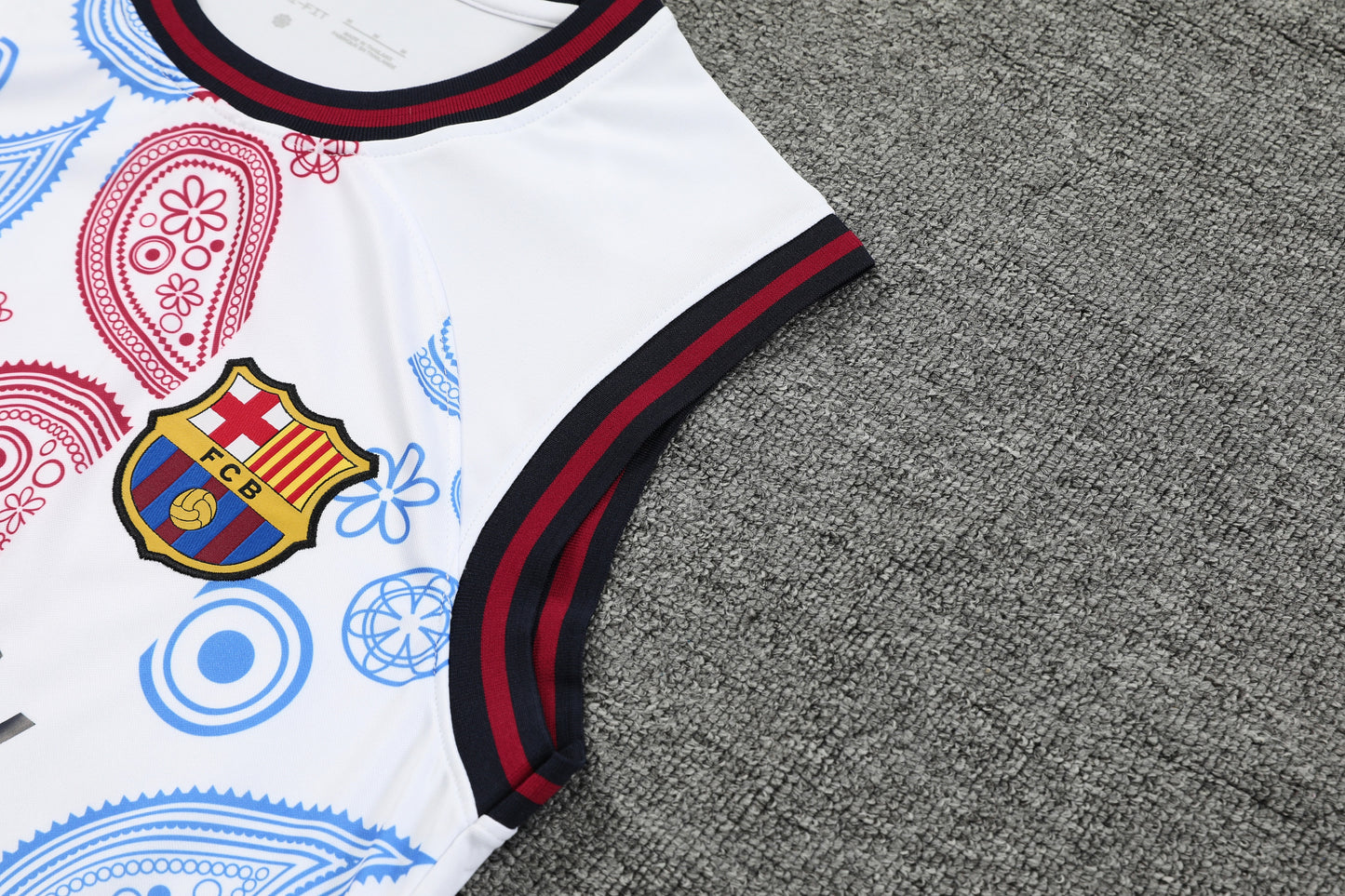 FC. Barcelona 2024/25 Training Vest Tracksuit (white 2)