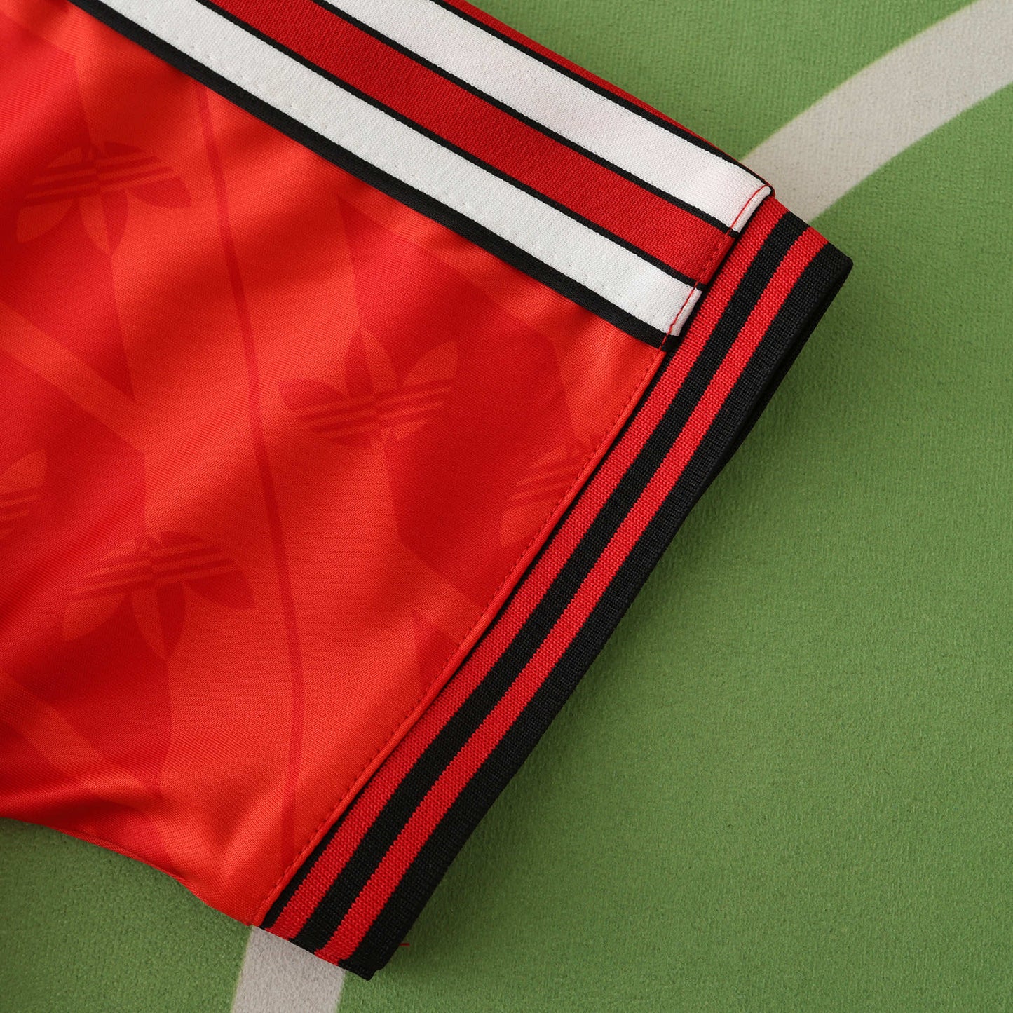 CR Flamengo 2024/25 Red Training Jersey - Fan Edition