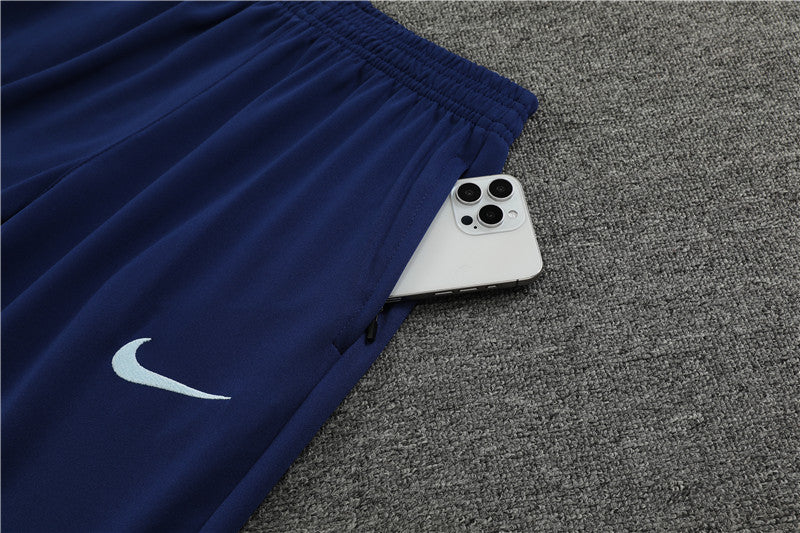 France 2024/25 Training Tracksuit (Navy)