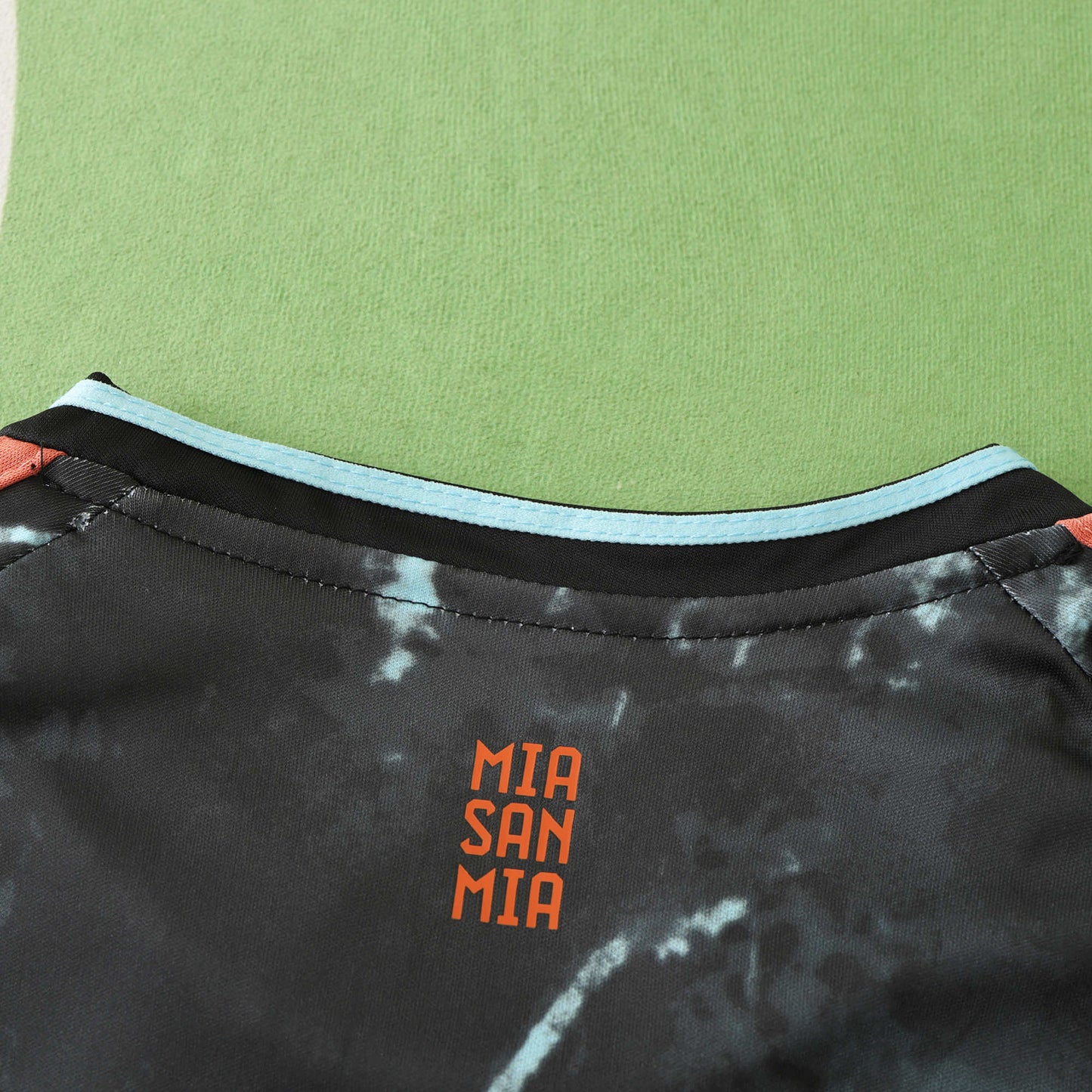 Bayern Munich 2024/25 Away Jersey - Fan Edition (Kids)