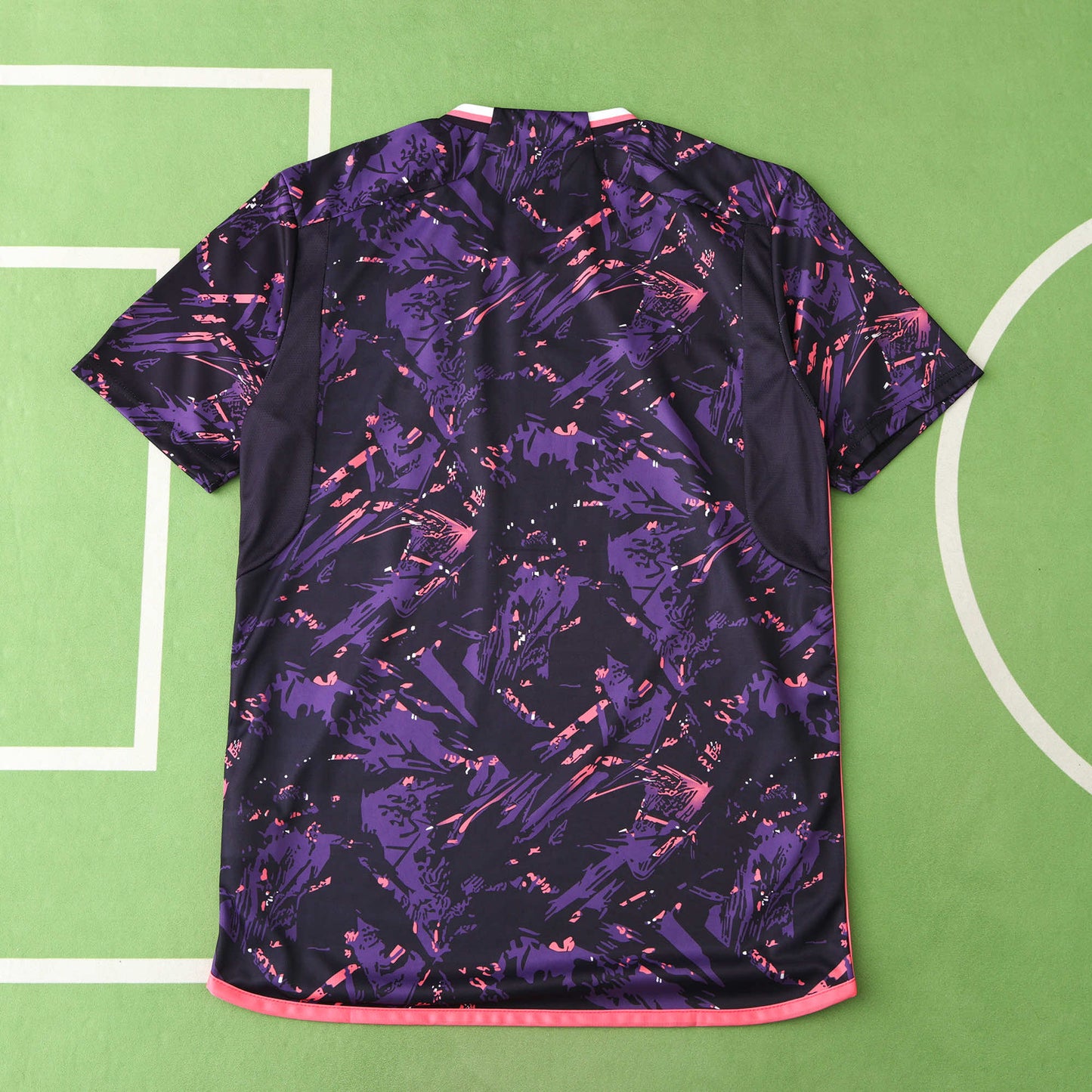 Real Madrid 2024/25 Orchid Jersey - Special Edition