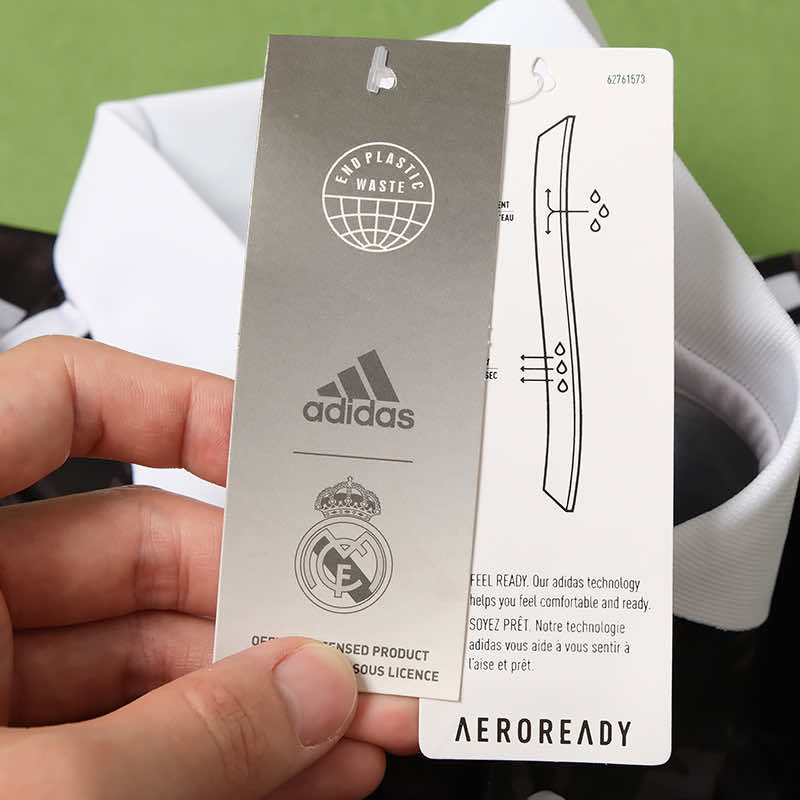 Real Madrid 2024/25 The Year of the Loong Memorial Jersey - Special Edition (Black)