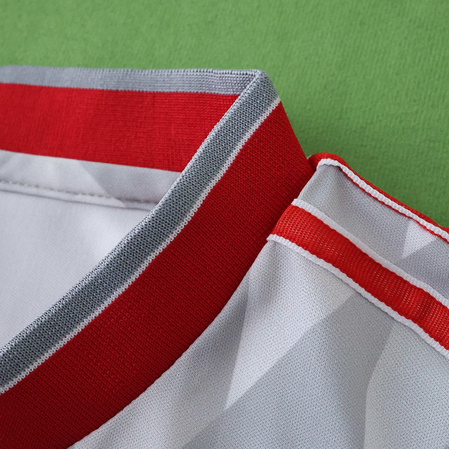 Liverpool 1989/90 Away Kit - Retro Edition (Kids)