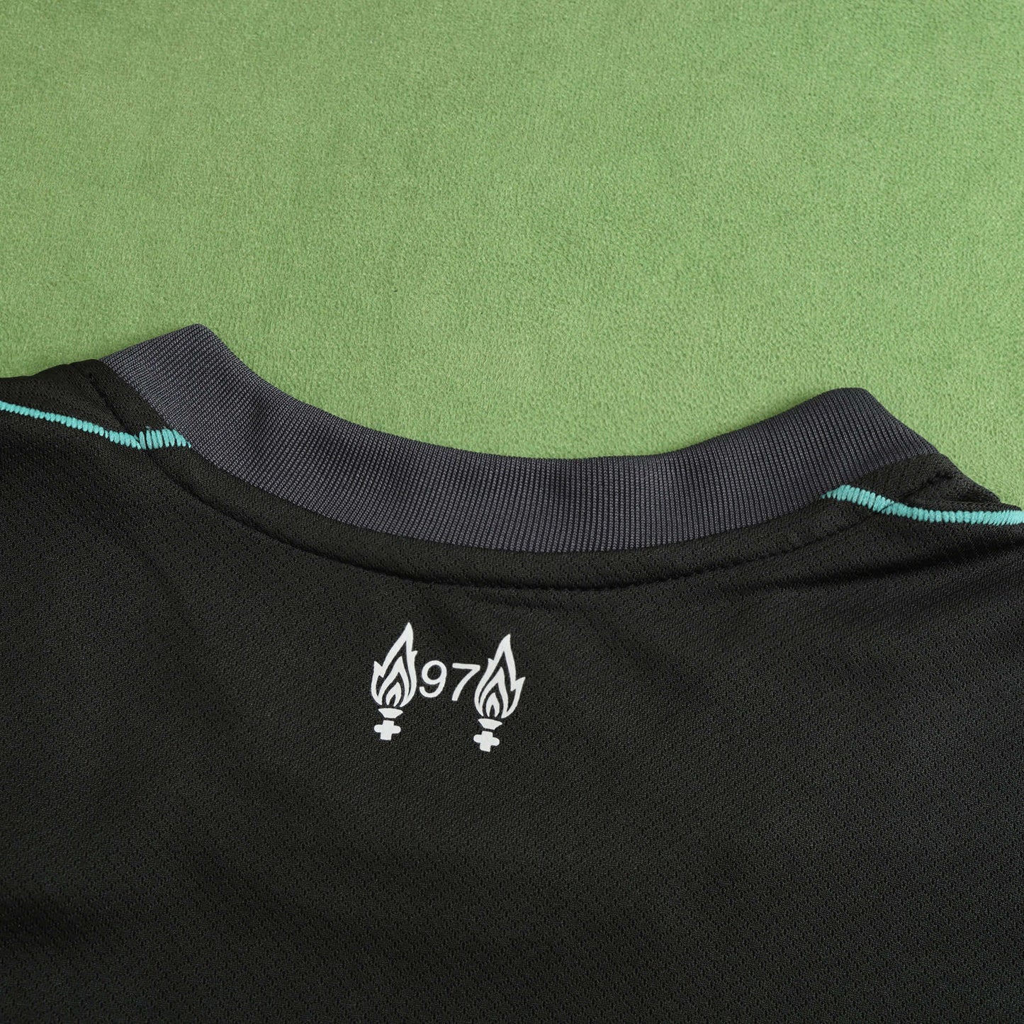 Liverpool 2024/25 Away Kit - Fan Edition (Kids)