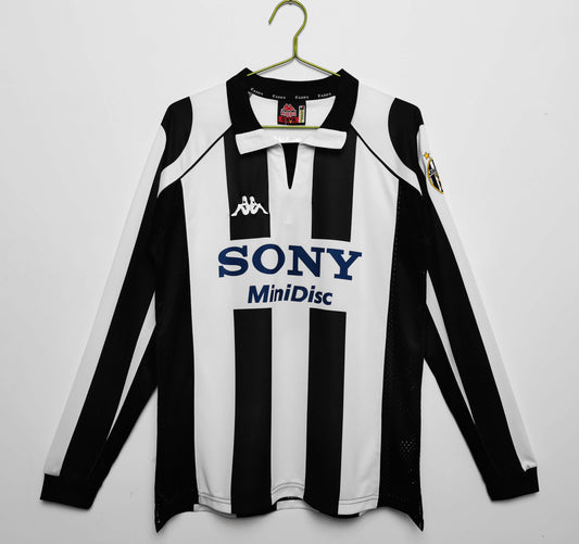 Juventus 1998/99 Longsleeved Home Jersey - Retro Edition - The Jersey Vault