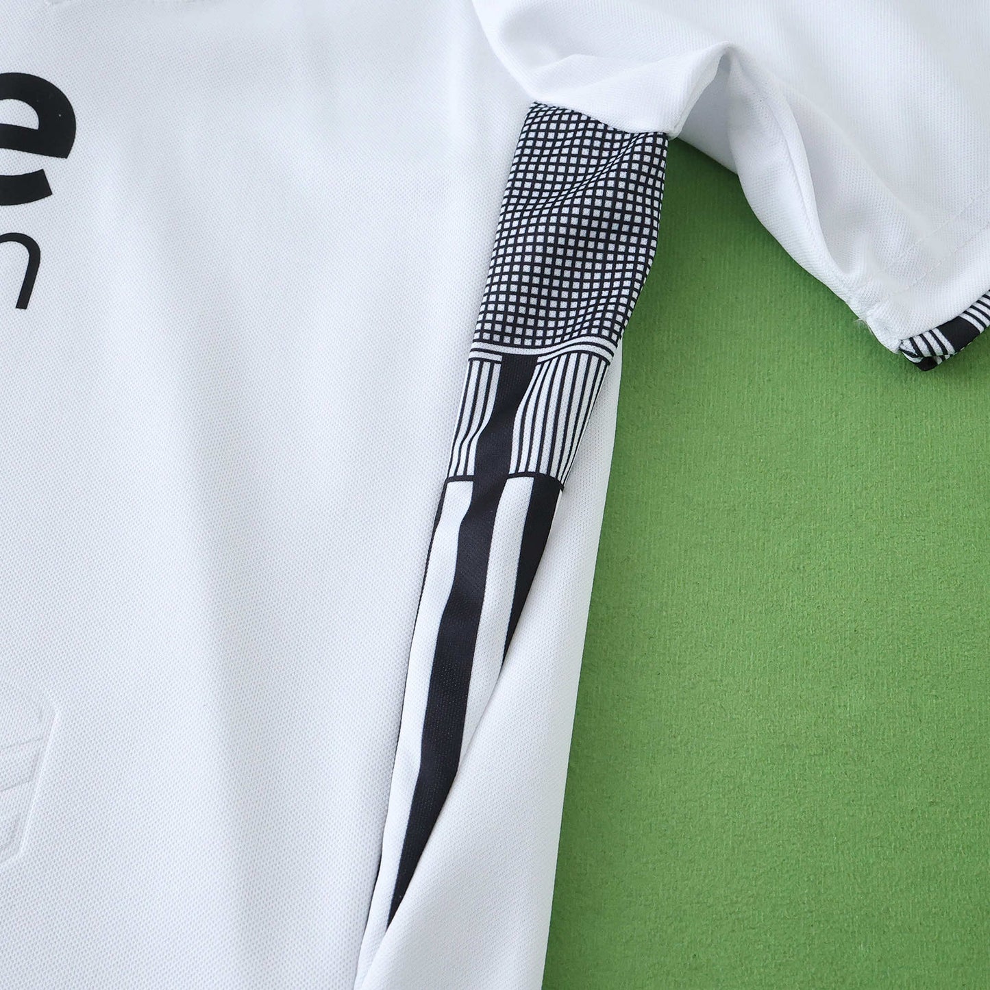 Santos FC 2024/25 Home Jersey - Fan Edition