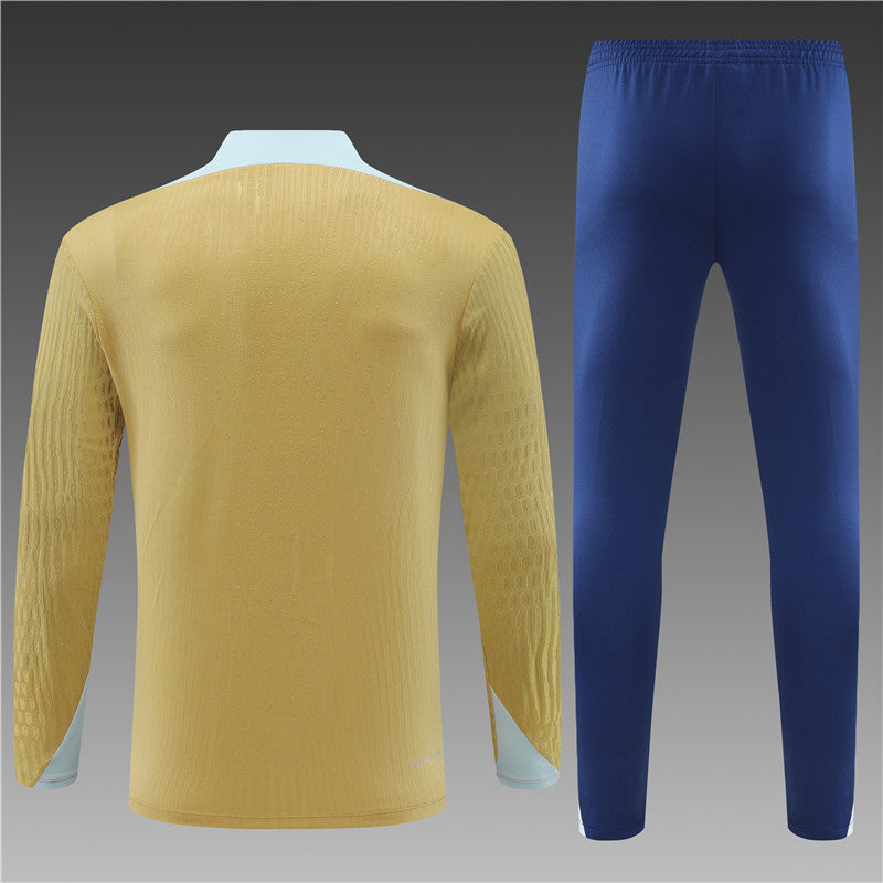 France 2024/25 Training Tracksuit (Gold)