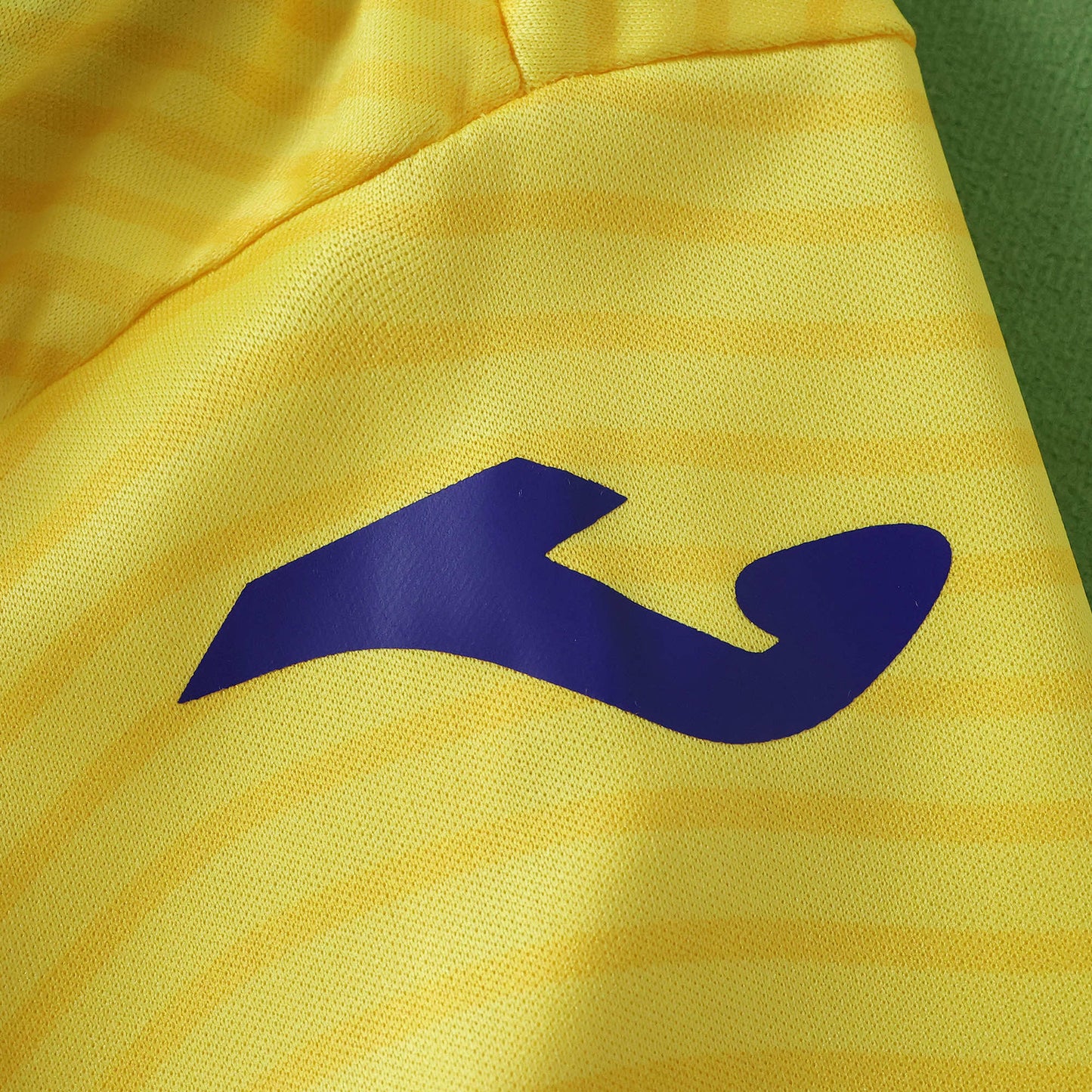 Romania 2025/26 Home Jersey - Fan Edition