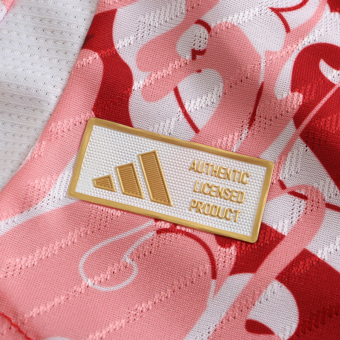 Manchester United 2024/25 Pink Waves Jersey - Special Edition
