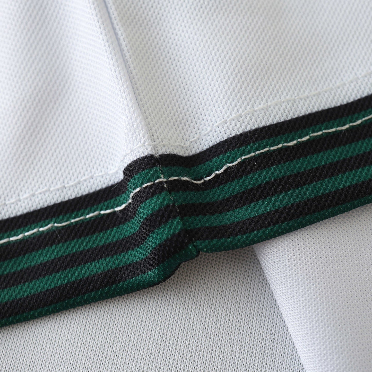 Sporting CP 2001/02 Longsleeved Home Jersey - Retro Edition