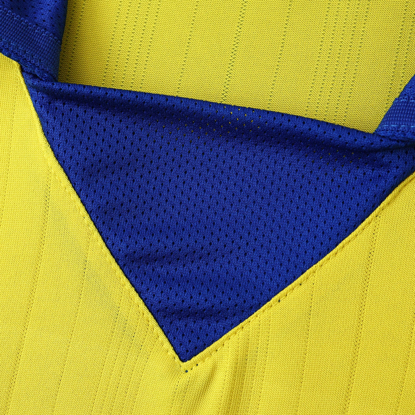 Arsenal 2004/05 Away Jersey - Retro Edition