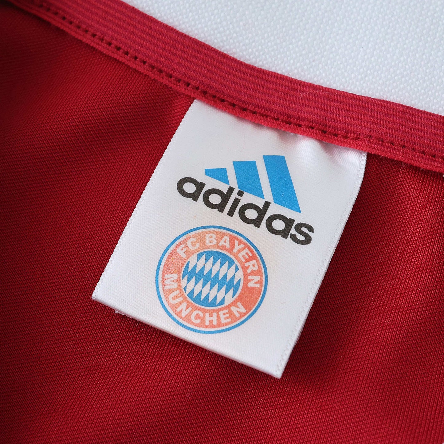 Bayern Munich 2003/04 Home Jersey - Retro Edition