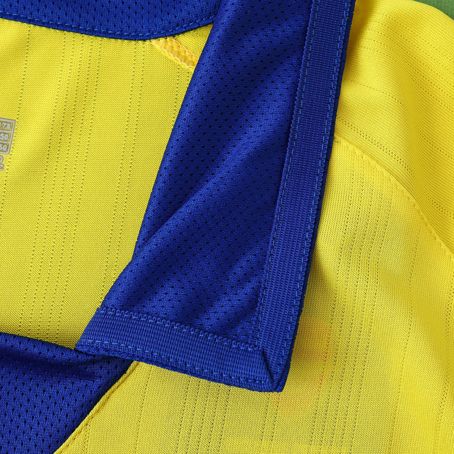 Arsenal 2004/05 Away Jersey - Retro Edition