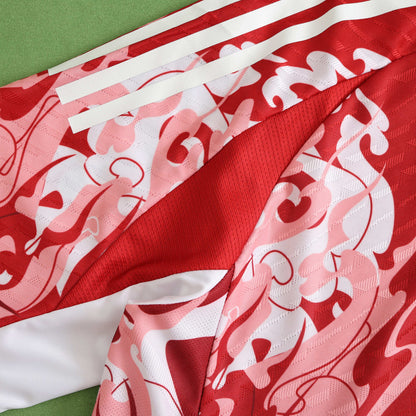 Manchester United 2024/25 Pink Waves Jersey - Special Edition