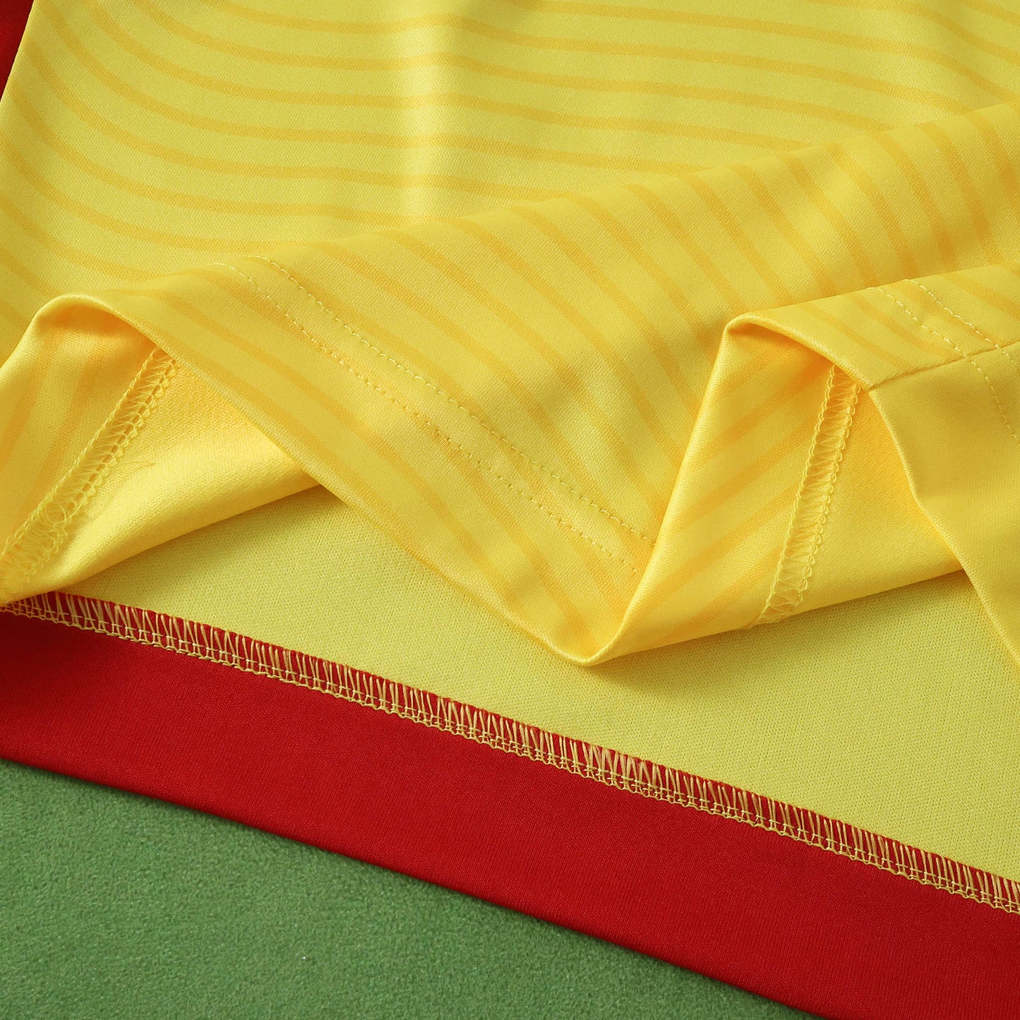 Romania 2025/26 Home Jersey - Fan Edition