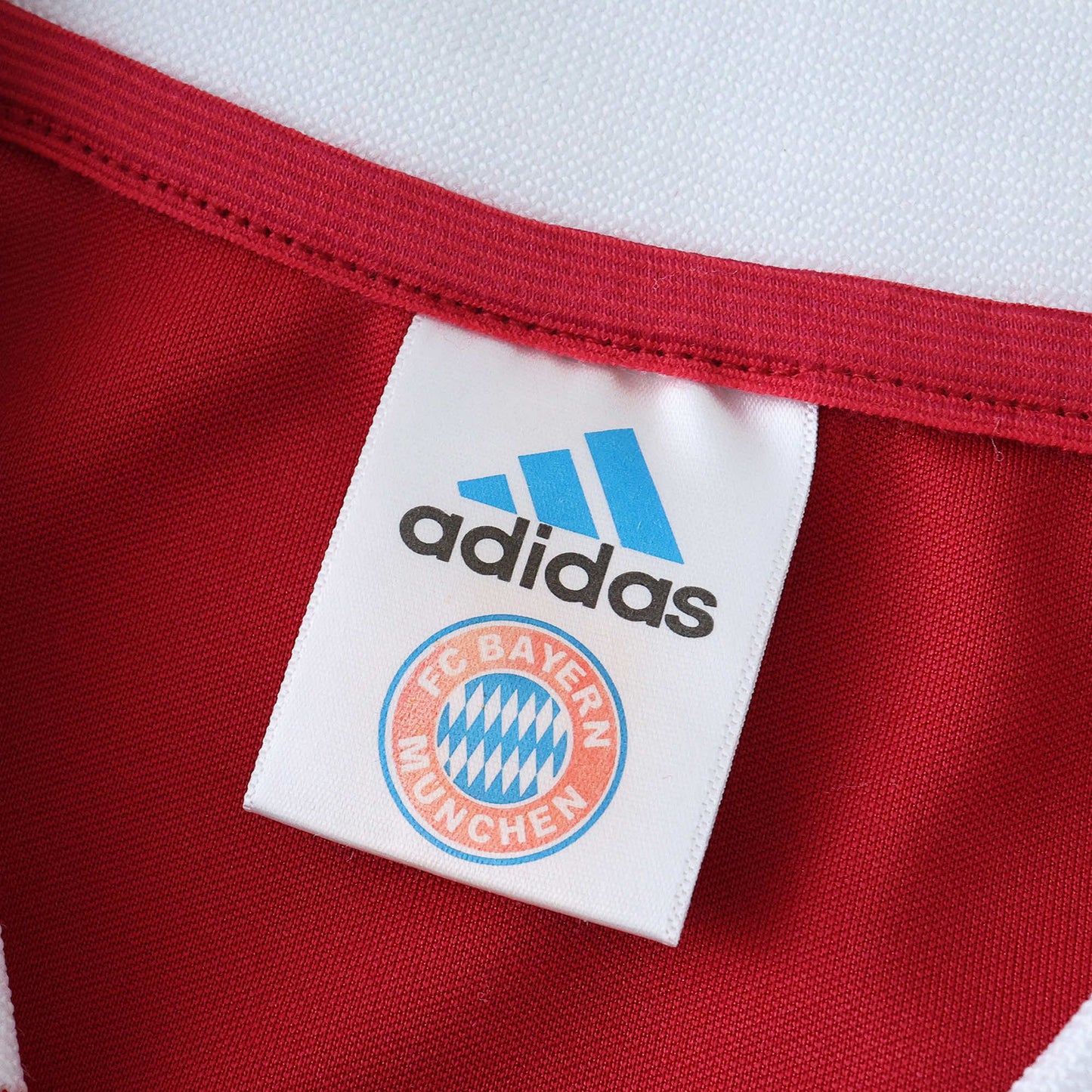 Bayern Munich 2003/04 Home Jersey - Retro Edition