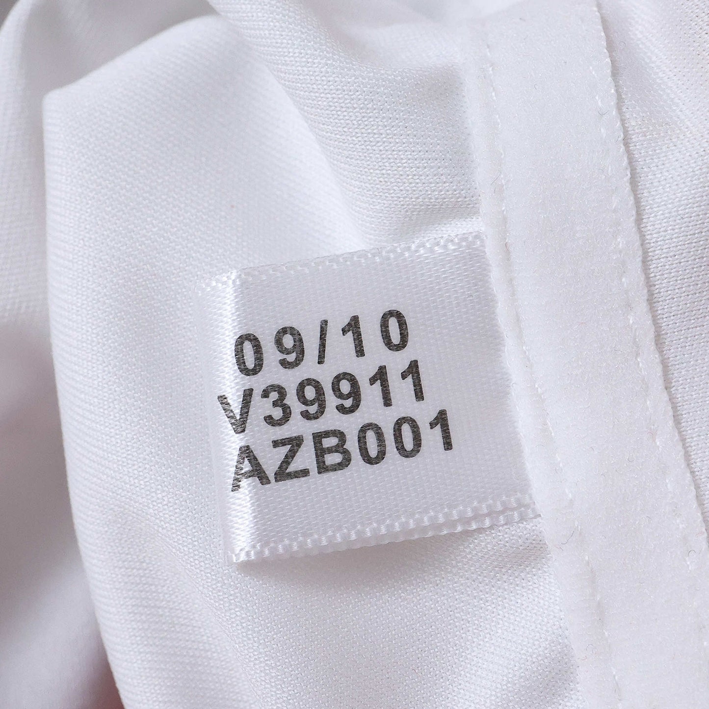 Spain 2010 Home Jersey - Retro Edition - The Jersey Vault