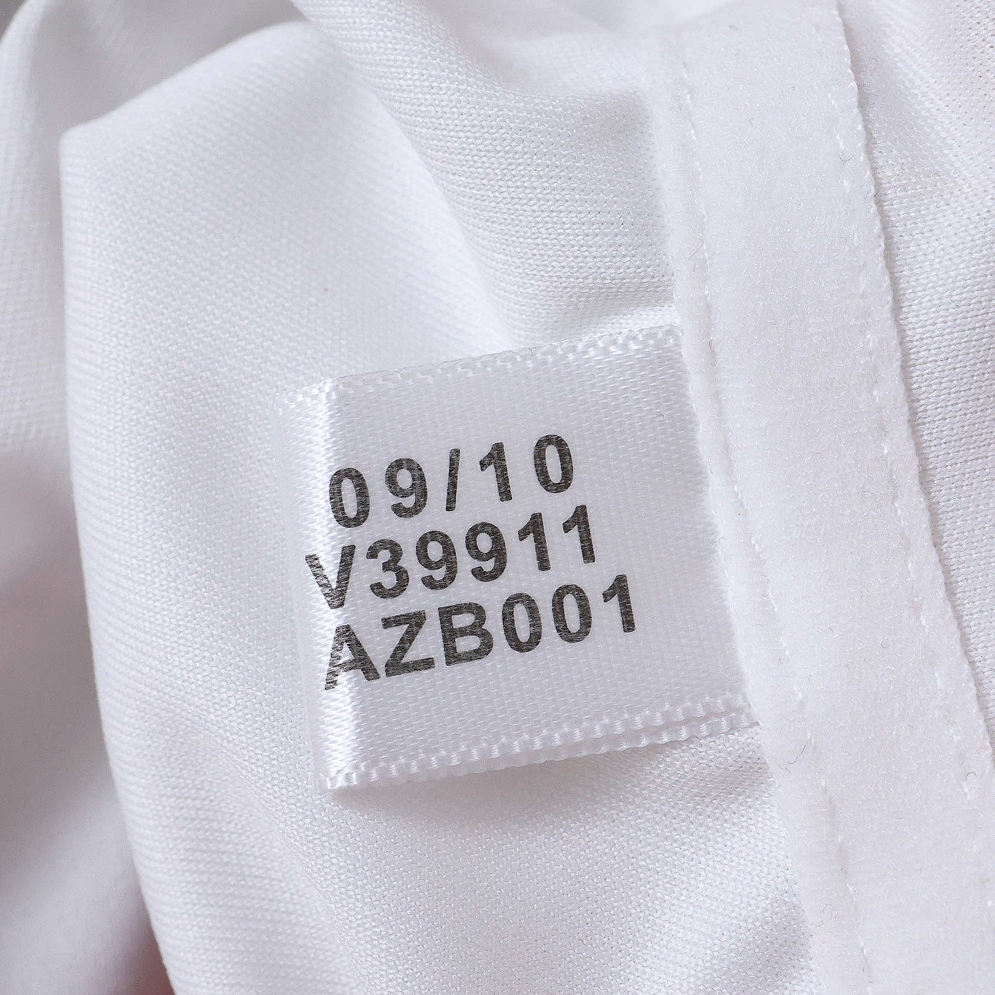 Spain 2010 Home Jersey - Retro Edition - The Jersey Vault