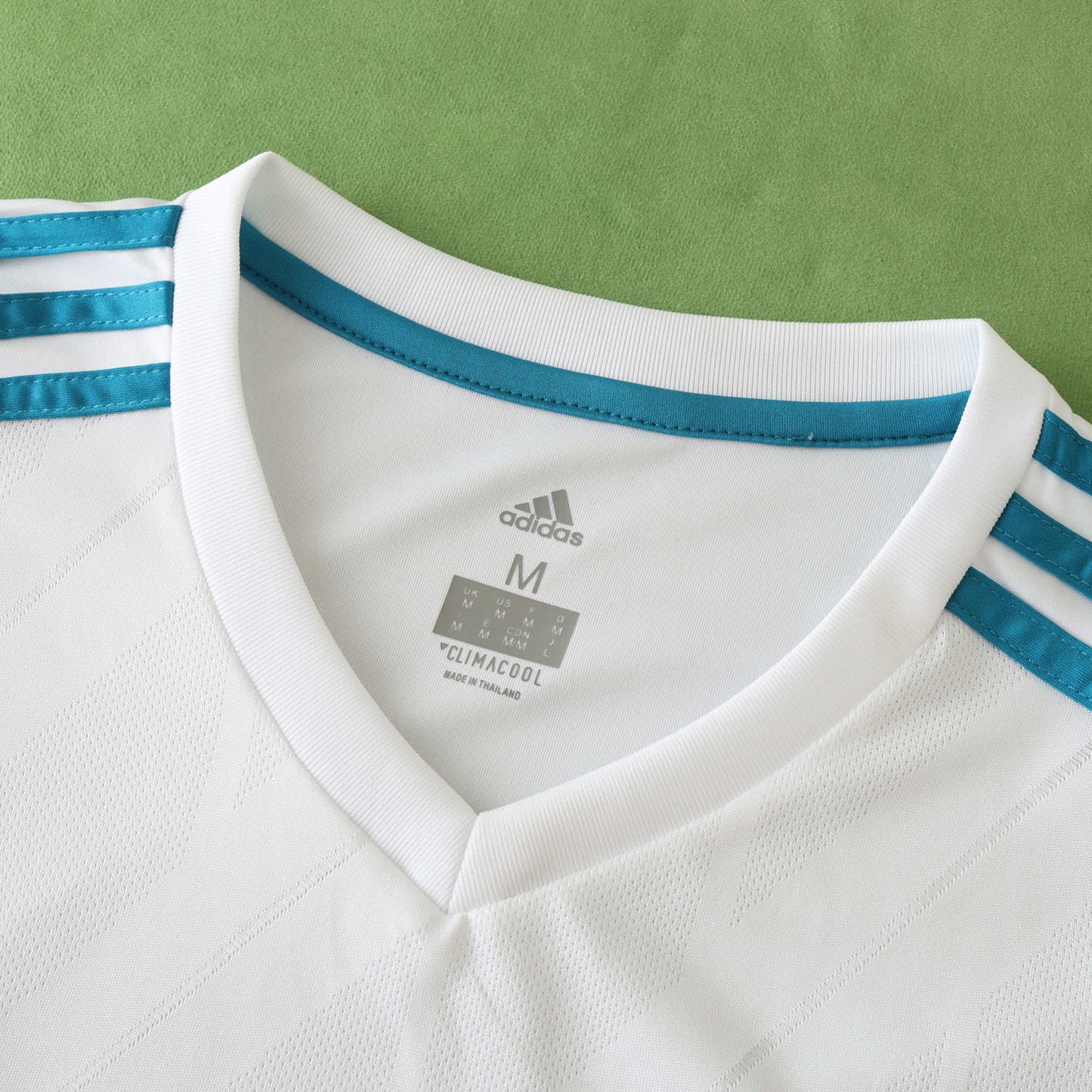 Real Madrid 2017/18 Longsleeved Home Jersey - Retro Edition - The Jersey Vault