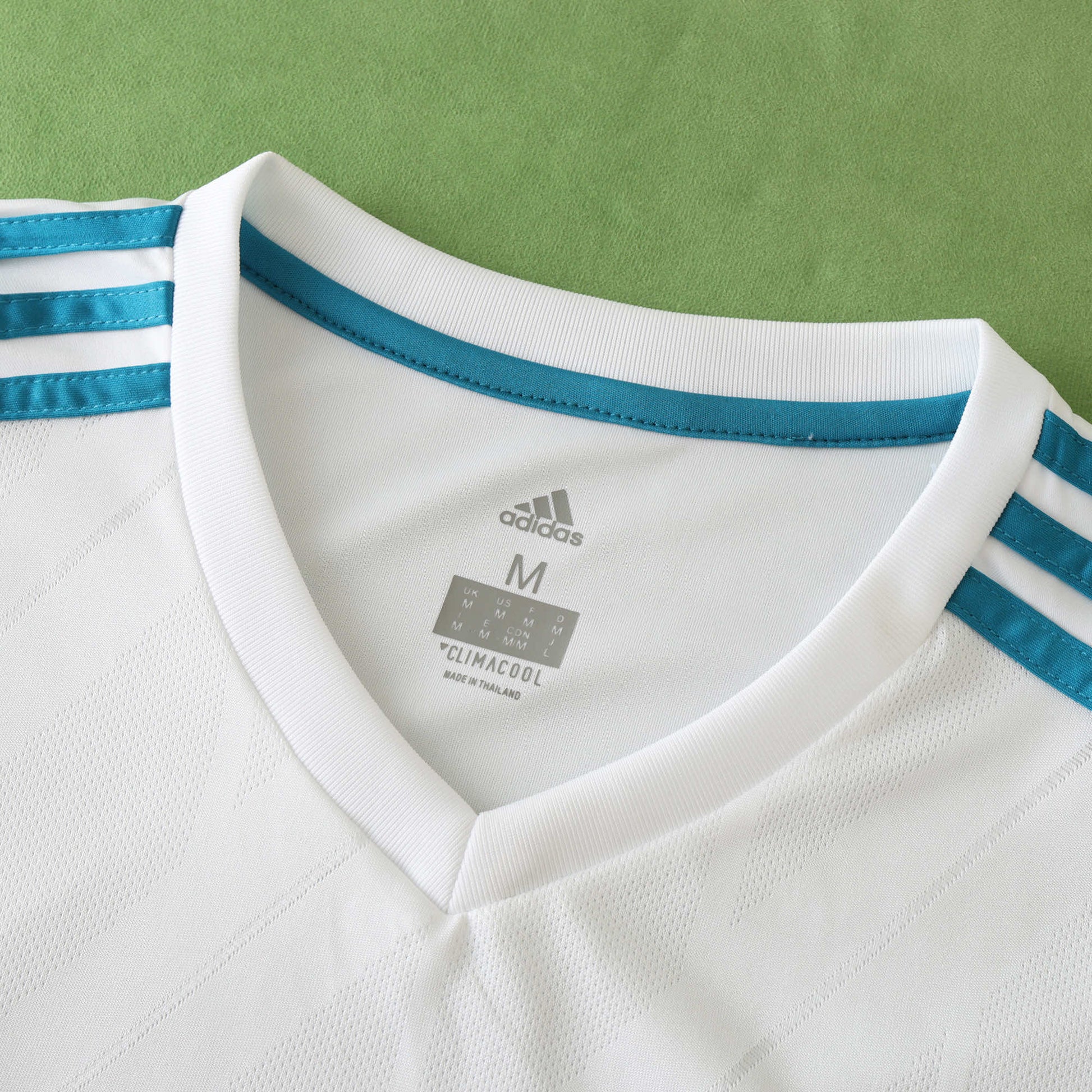 Real Madrid 2017/18 Longsleeved Home Jersey - Retro Edition - The Jersey Vault